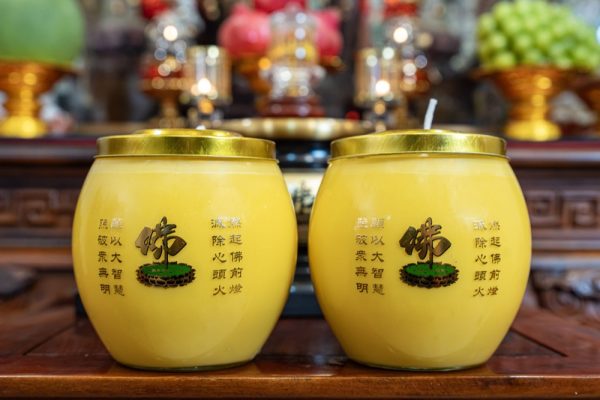 Nến Thờ Phật Đỏ Vàng (7 Ngày)